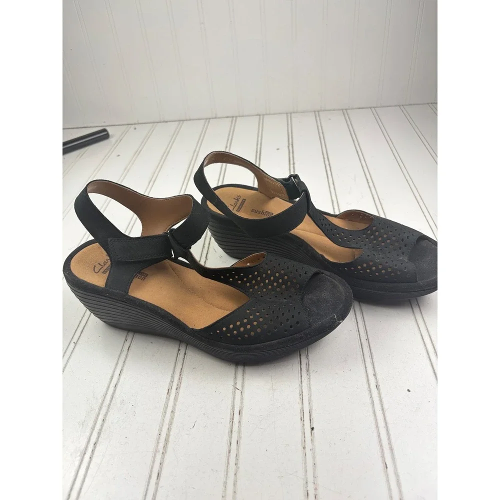 Clarks Collection Black Perforated Reedly Salene Sandal Wedges Women's Size 6.5